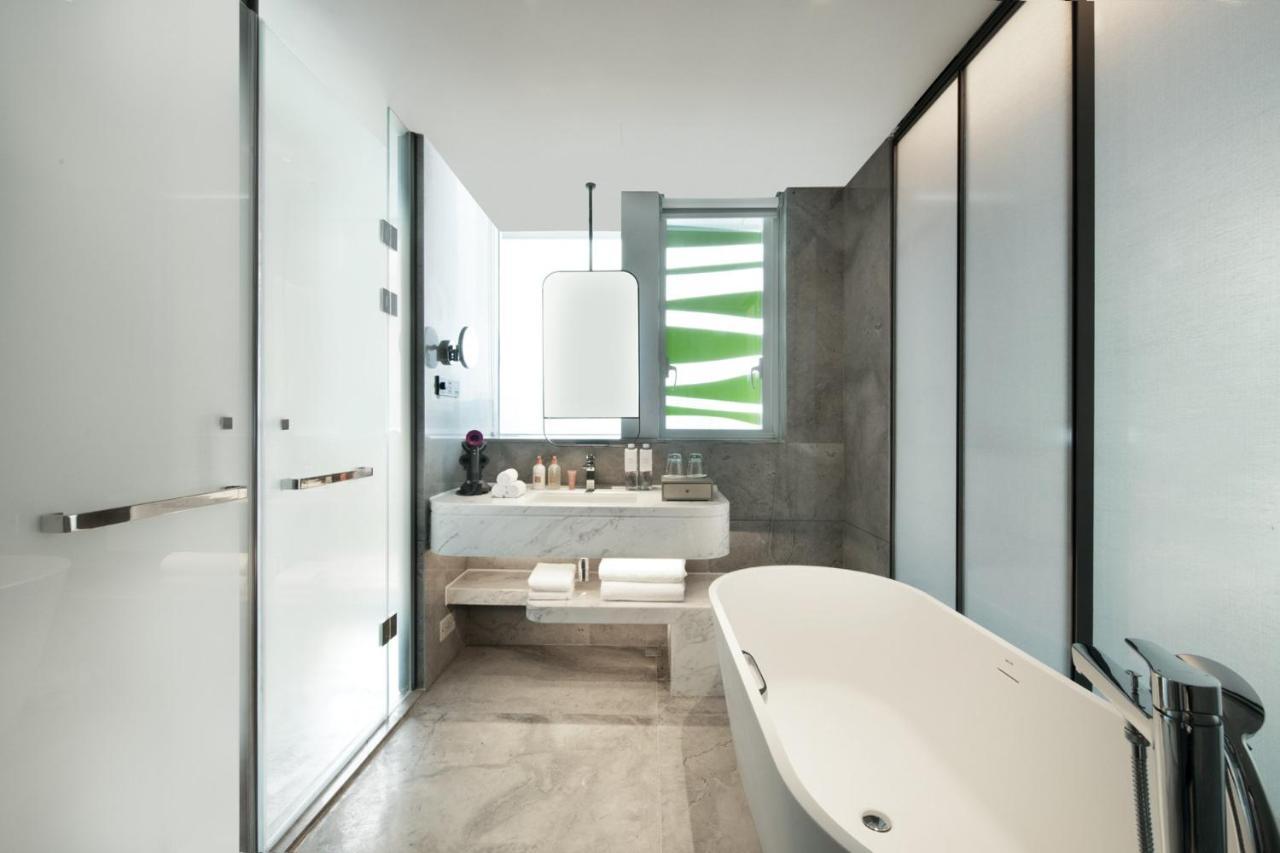 Crowne Plaza Wuhan Optics Valley By Ihg Exterior photo