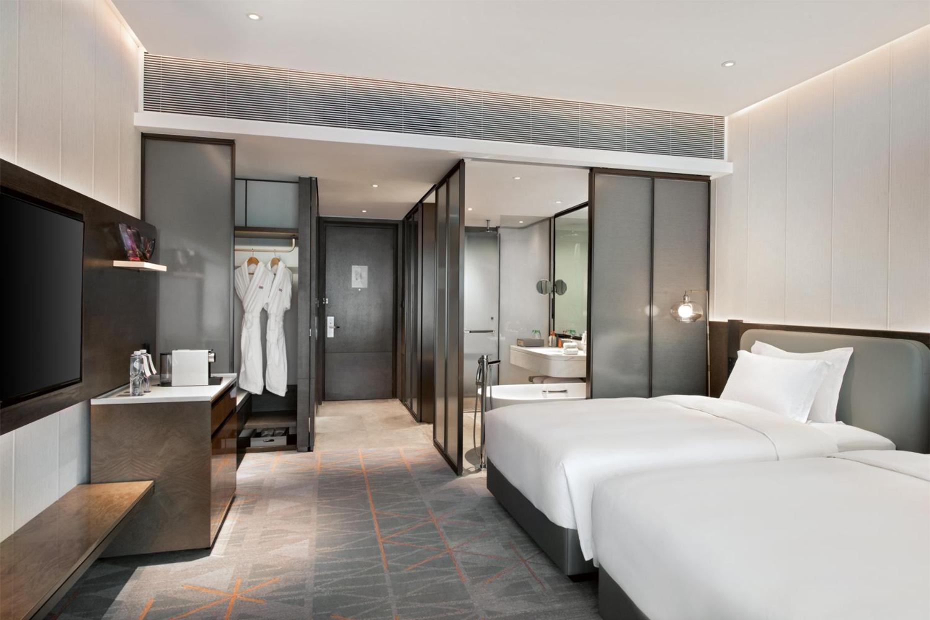 Crowne Plaza Wuhan Optics Valley By Ihg Exterior photo